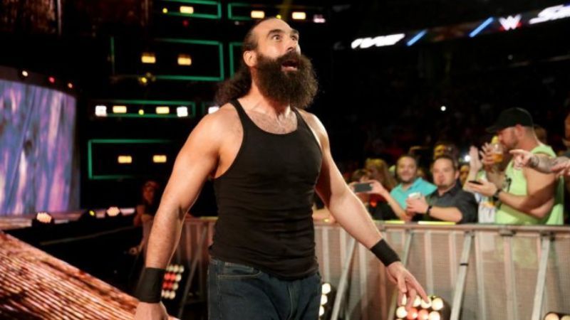 前怀亚特家族成员离开WWE后，AEW疯狂追求！