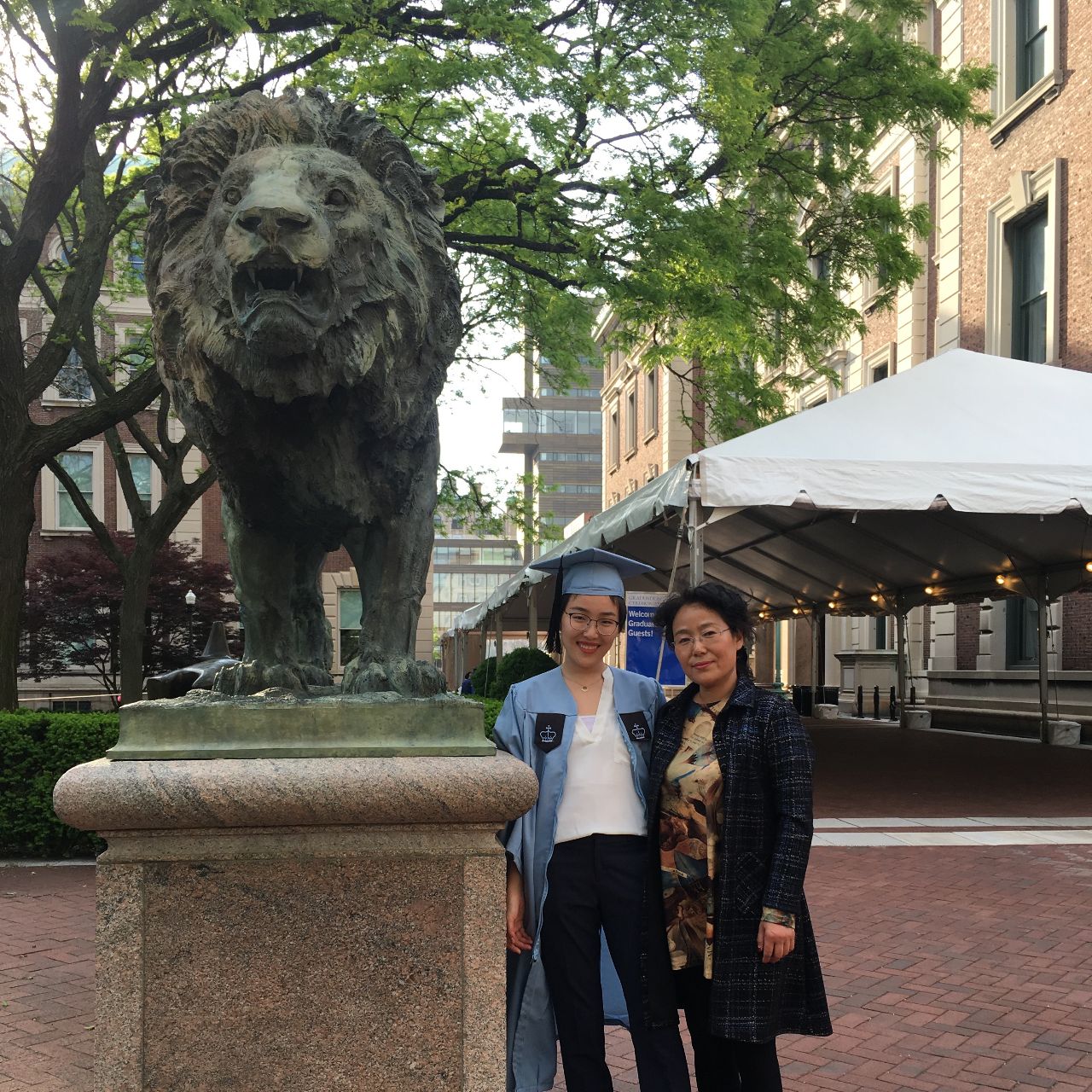 哥大留学生母亲李姐