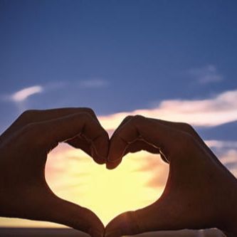 胡八儿的感情生活