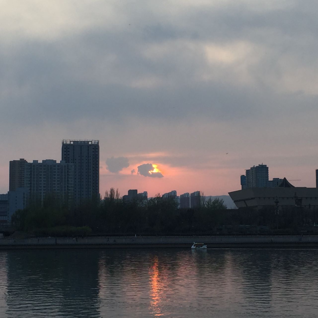 睿一点