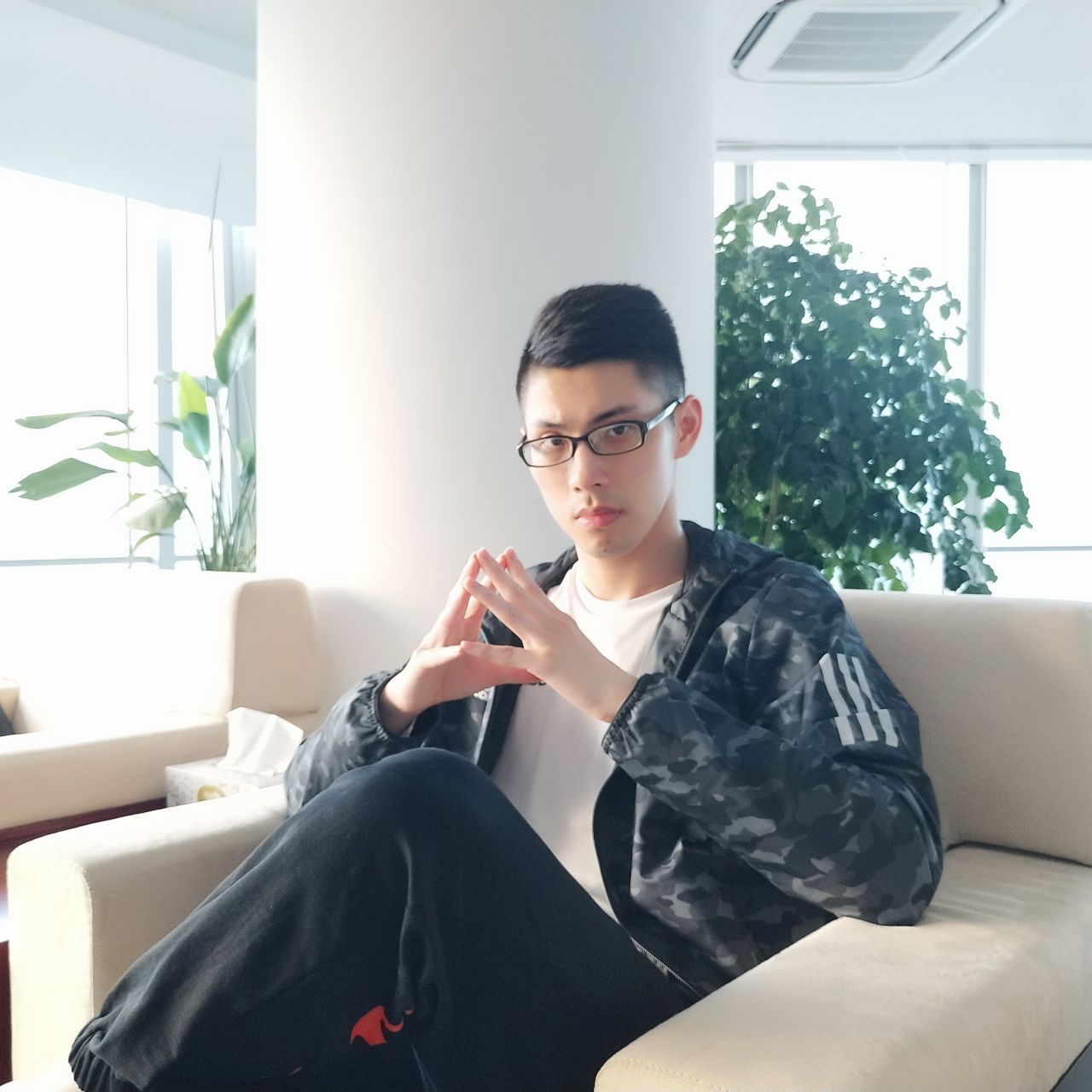 运气大叔云乐