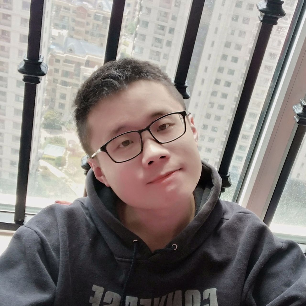 追光的浩哥