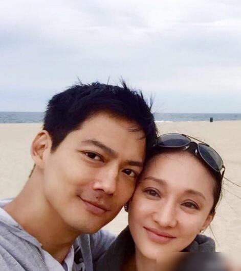 46岁周迅疑似发生婚变,男方高圣远清空全部合影