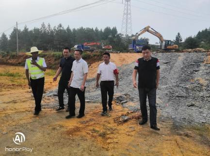 上饶交建集团支援鄱阳县抗洪抢险