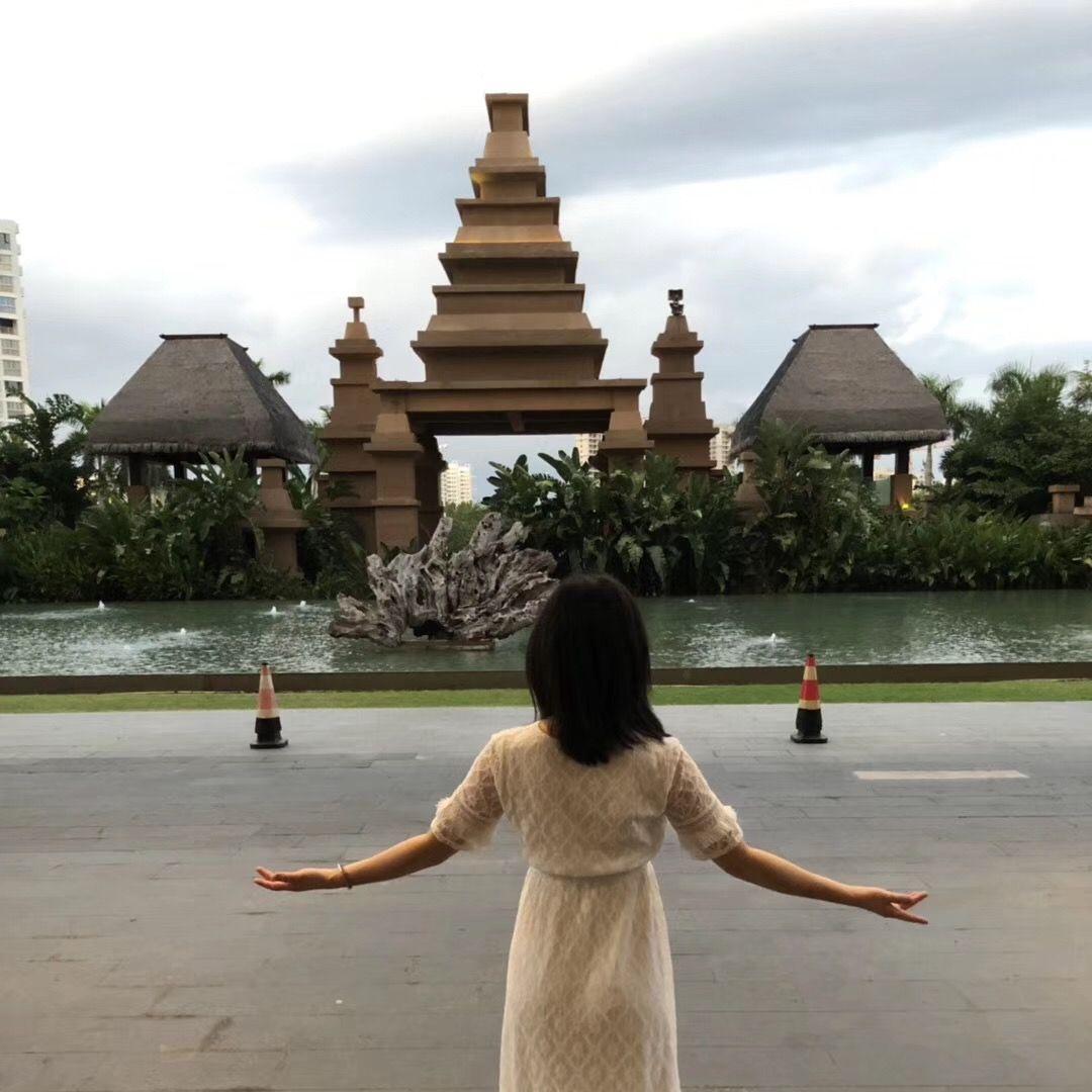 元气女文青月小牙