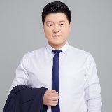 医美运营曲世昌