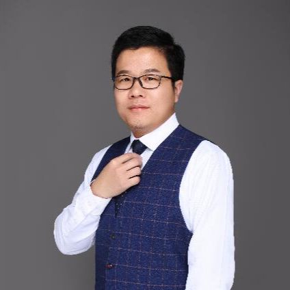 资深媒体人陈一笔