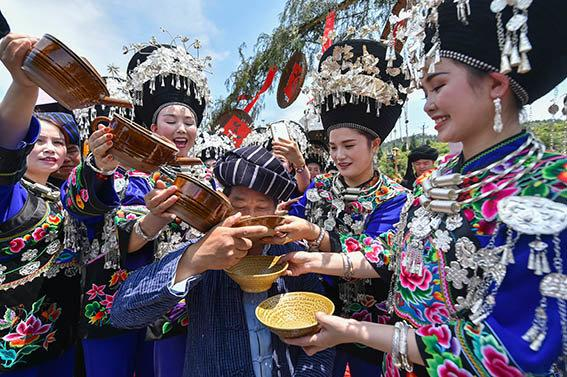 湖南湘西土家族风俗图片