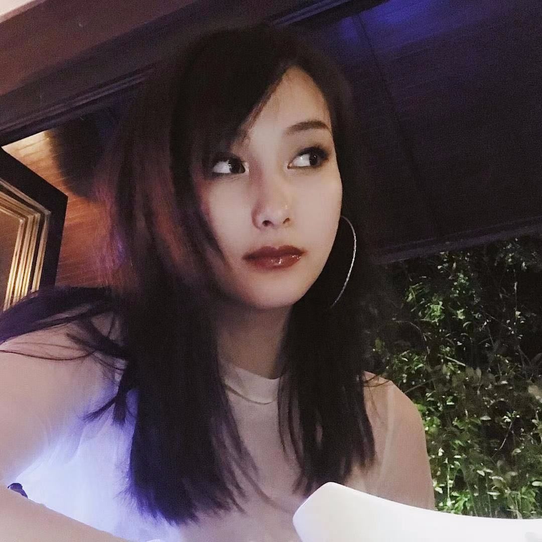 叛逆少女在这里