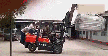 十大夺命操作,每一个都是血泪教训!|叉车|安全帽|违章