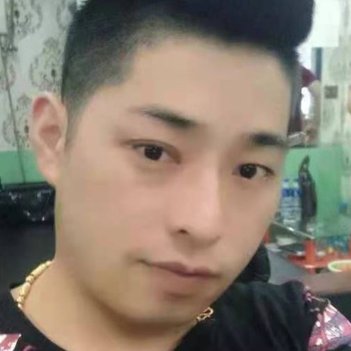 阿龙的潇洒生活