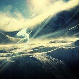 幸福的开心小猴