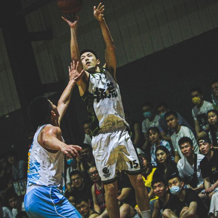 风一样的男子郭小洋