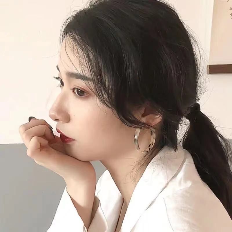 爱吃蛋挞的玉米须