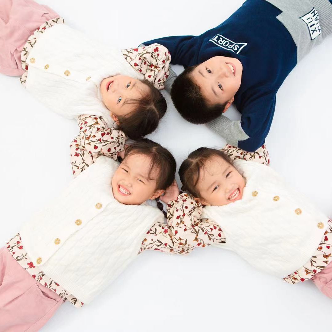 三胞胎真善美的成长日记