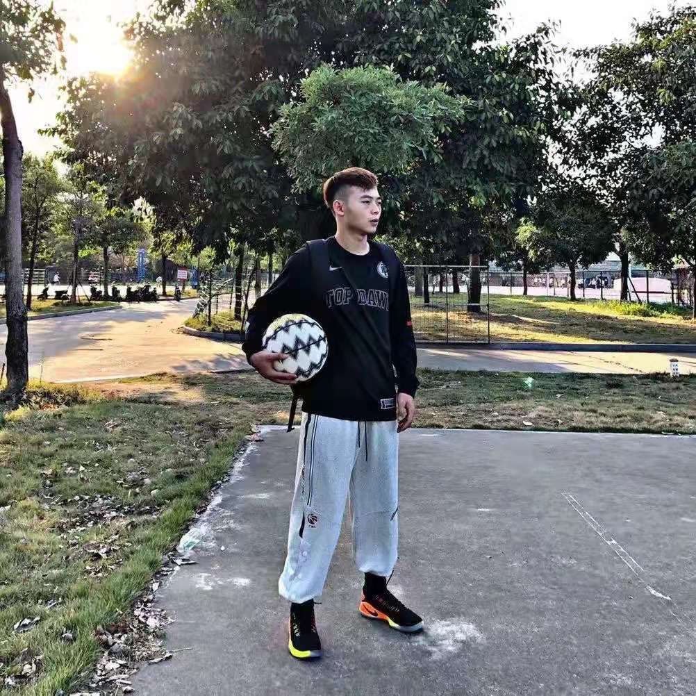 Yecao陈文钦