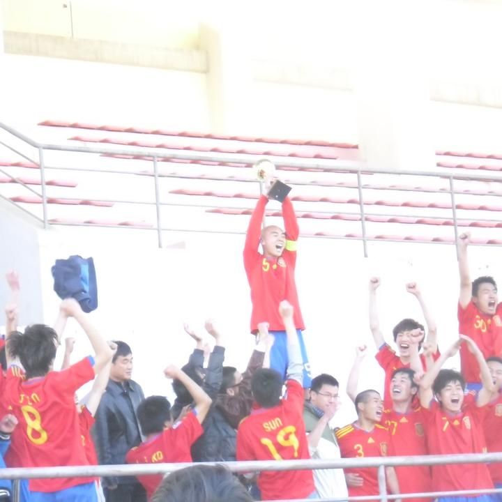 足球带我弃跑