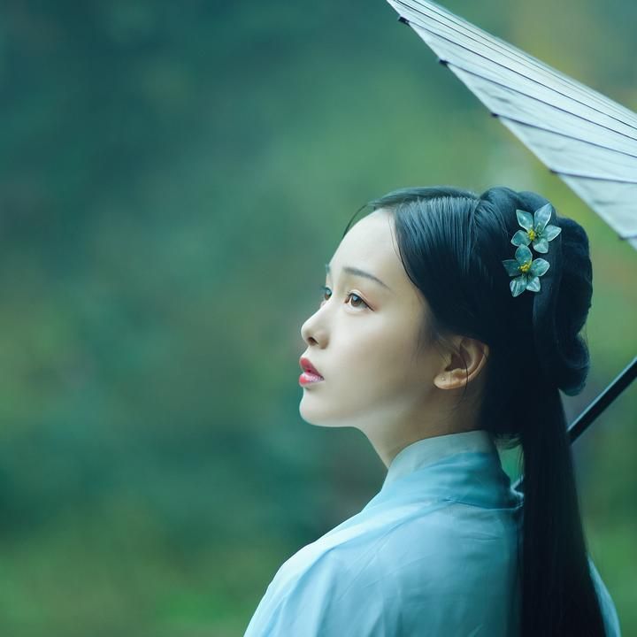 忱瑾子