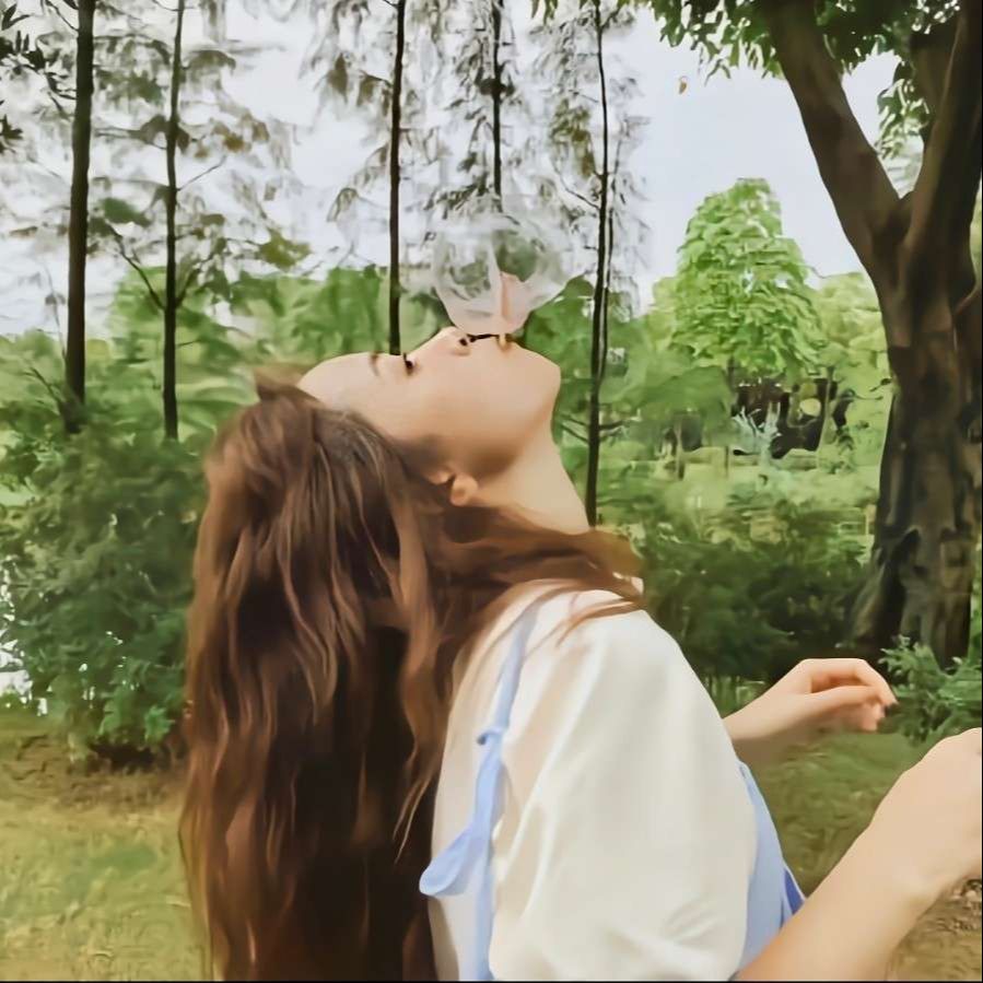 美图推荐官