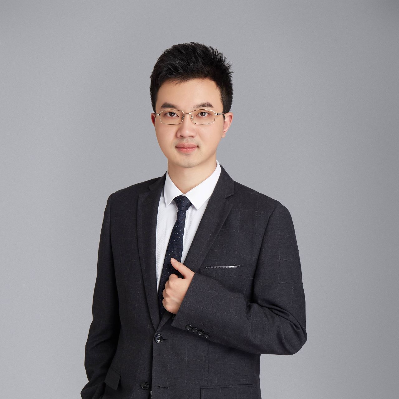 石靖律师