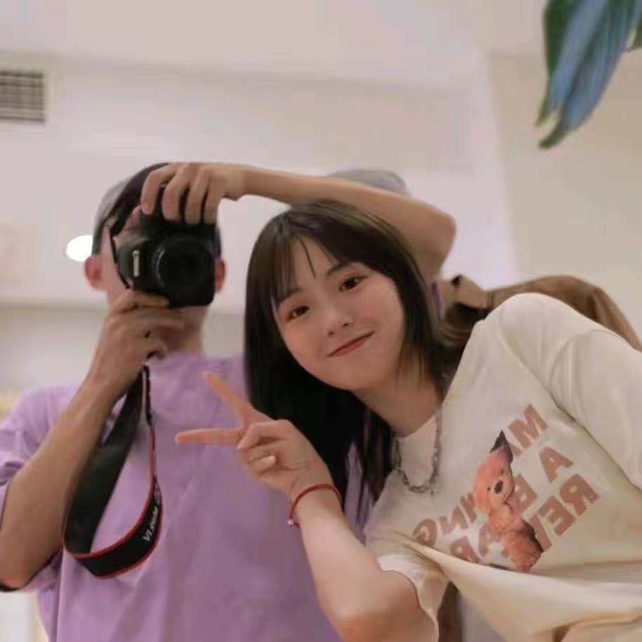 大黄小鱼海棠摄影师