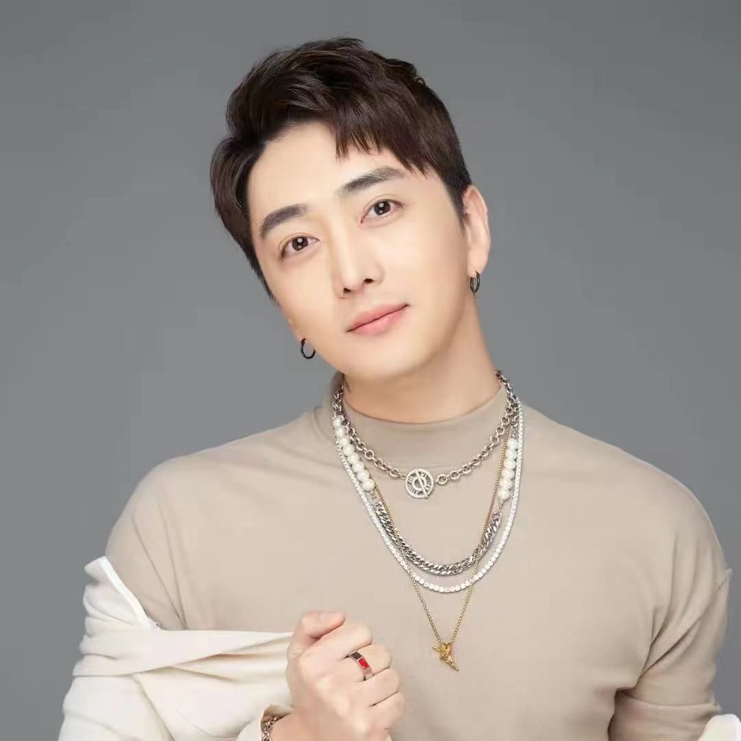 sivan美妆大师兄