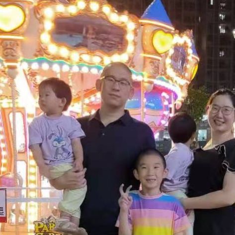 西柚妈妈育三娃