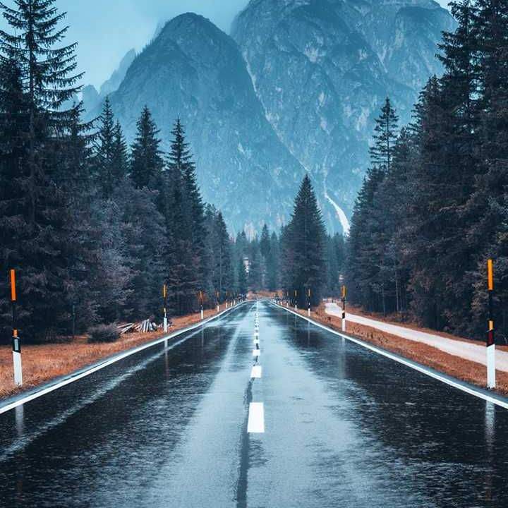 一个孤独的远行者