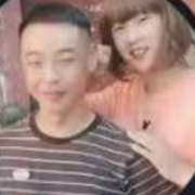 傻根夫妇收徒弟