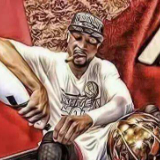 不打篮球爱篮球的男孩