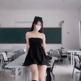 水伦希子