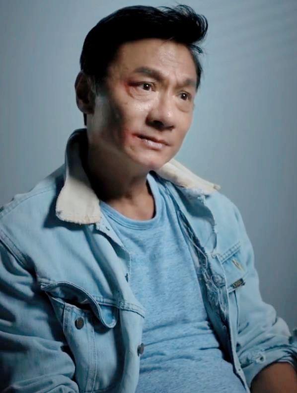 61岁林俊贤自娱自乐穿30年前跟邱淑贞合影的衣服出镜太节俭了