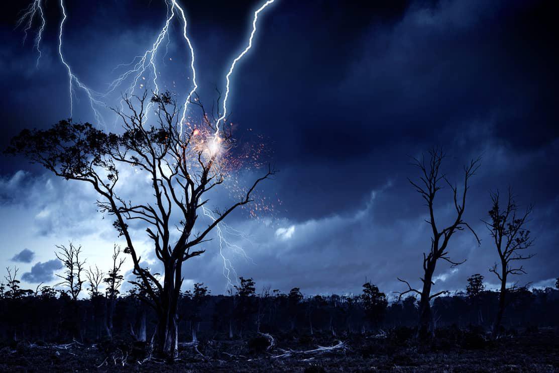 雷爆击图片