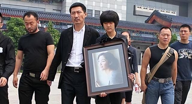 张子健的儿子和女儿图片