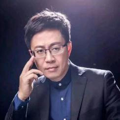 胡剑云在蝶变成长会