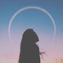 青提不会看电影