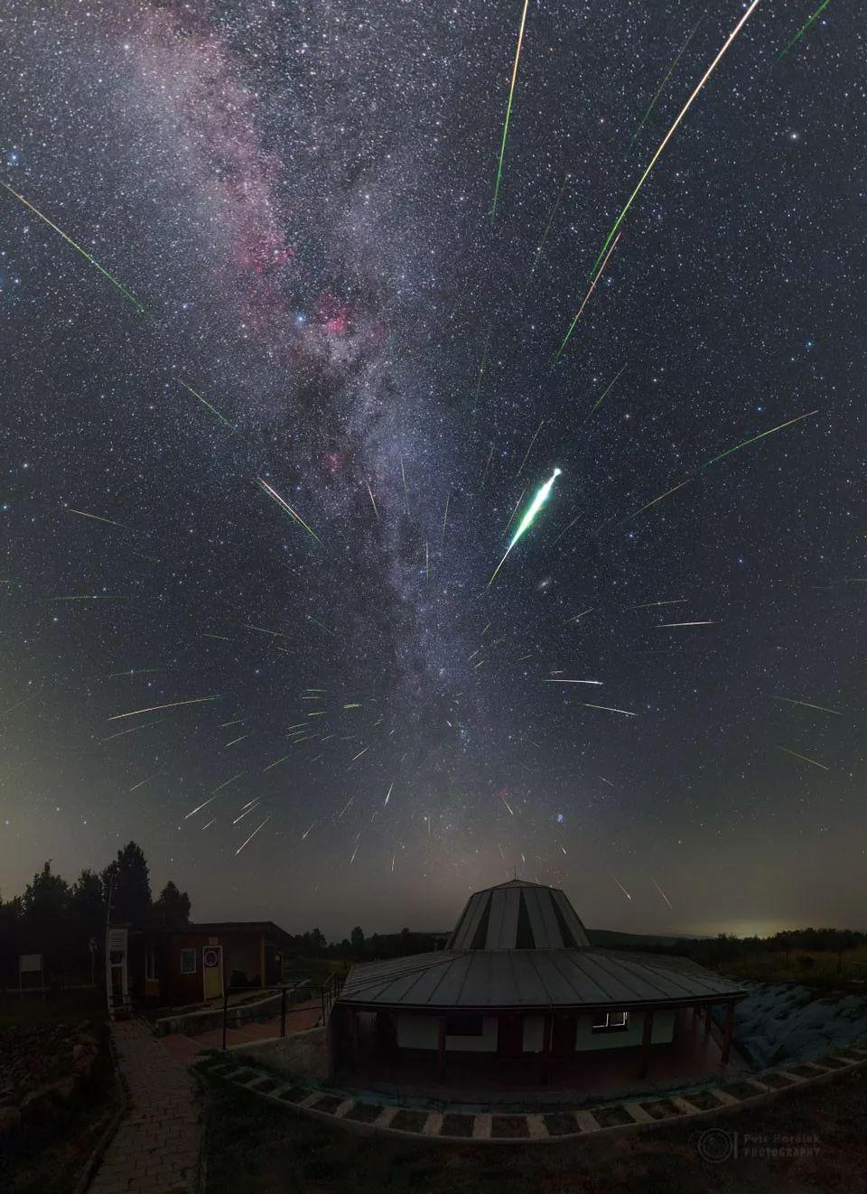 今晚是观赏流星的绝佳夜晚