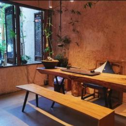 家具厂长是个话痨