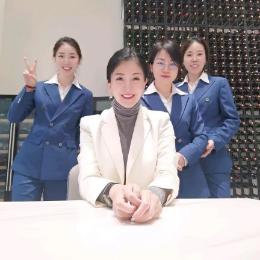 卓小依