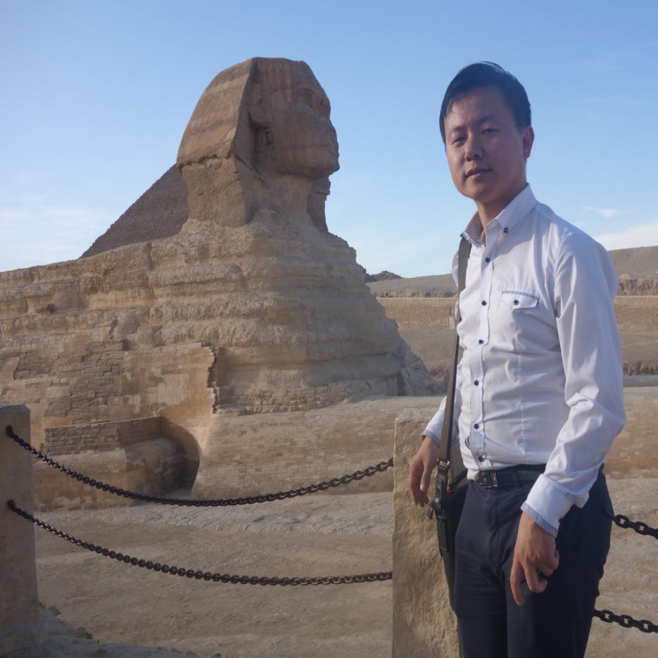 独立寒秋看世界