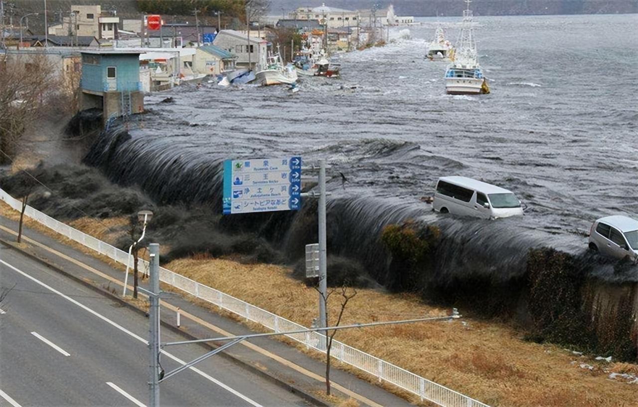 日本海啸照片图片