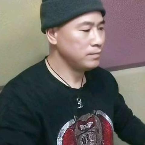 德艺吉他架子鼓