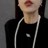 风中的一朵小白花