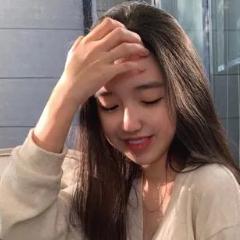 坏坏美少女