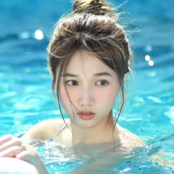 莉莉驾到