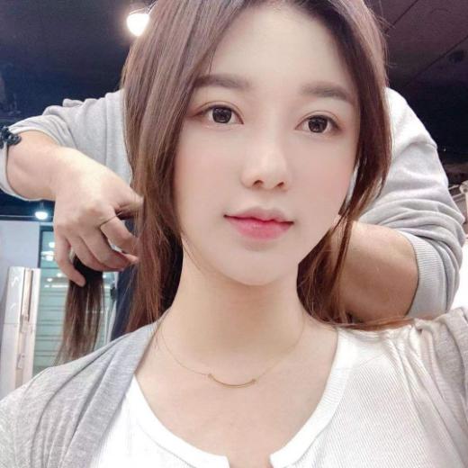 鉴赏阁恭迎少主