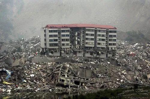 汶川地震发生在哪一年几月几号（四川汶川发生特大地震）