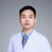 整形医生高良杰