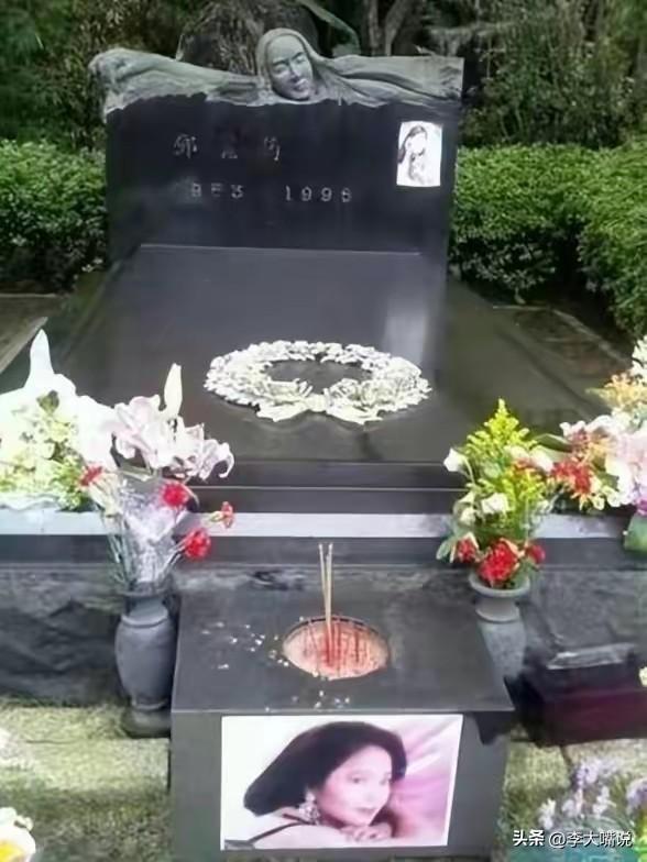 邓丽君怎么死的图片