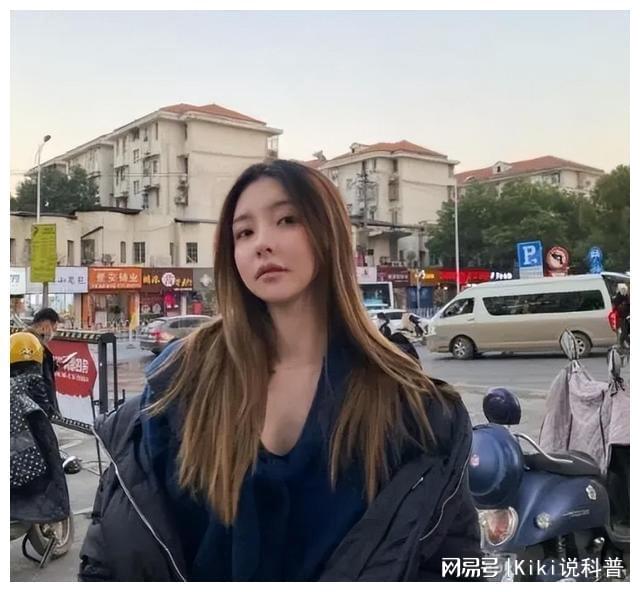 王思聪前女友豆得儿官宣恋情:我恋爱了!